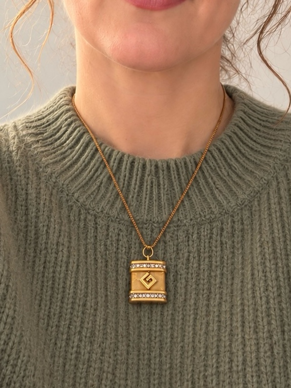 Givenchy Vintage Gold-Tone Pendant Necklace Crystal Accents - Women